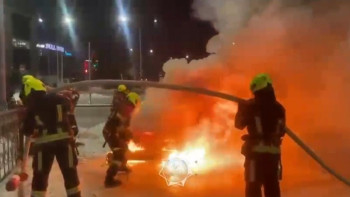 Фотография к новости: Астанада автокөлік өртенді