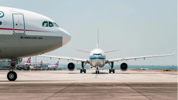 Фотография к новости: АҚШ-та қатты дауылға байланысты 12 мың әуе рейсі тоқтатылды