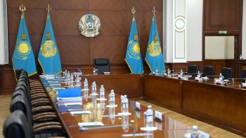 Фотография к новости: Құрылтай депутаттарына министрлерді қызметтен босату өкілеттігі берілуі мүмкін