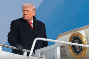 Фотография к новости: Импичмент қаупі: Трамп Гренландияға әскер жіберу жоспарынан бас тартты