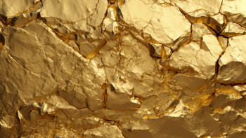 Фотография к новости: Сауда үйлері, пәтерлер мен автокөліктер алған: Семейде "алтын бөлмеден" кен ұрлағандар сотталды