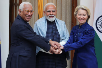 Фотография к новости: Үндістан мен Еуропалық одақ тарихи сауда келісіміне қол жеткізді