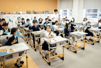 Фотография к новости: Сапалы білім: 100 мұғалімге грант берілетін болды