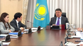 Фотография к новости: "Қызыл аймақ": Бозымбаев коммуналдық желілерді жөндеуді жеделдетуді талап етті