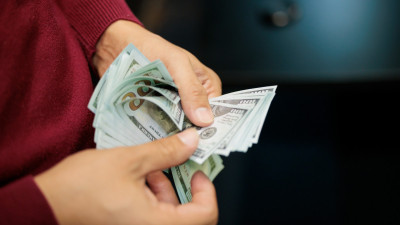 ШҚО-да пара алған екі басқарманың басшысы ұсталды