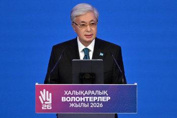 Фотография к новости: Тоқаев волонтерлерге үн қатты: Ең пайдалы ұсыныстарды іске асыруға тапсырма беремін