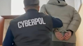 Фотография к новости: Банкте шот ашуға мәжбүрлеген үш жас жігіт ұсталды