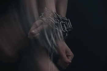 Фотография к новости: Атырауда адам саудасының 21 дерегі анықталды