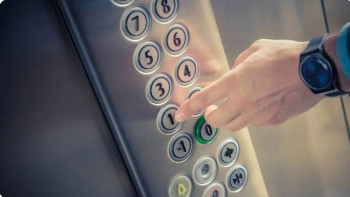 Фотография к новости: Шымкент қаласындағы лифт апаты: әйел адам жарақат алды