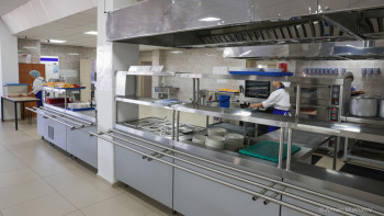 Фотография к новости: Бурабай мектебінде асхана дауы: Директор қызметінен босатылды