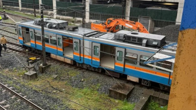 Ыстамбұлда метро пойызы рельстен шығып кетті