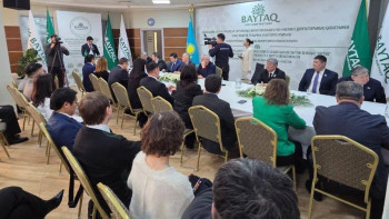 Фотография к новости: Таза ауа және адам құқықтары: "Жасылдар" партиясы конституциялық реформаны қолдайды