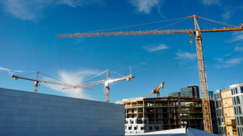 Фотография к новости: Бір пәтер бірнеше адамға сатылған: Ақтауда үлескерлер мәселесі қайта көтерілді