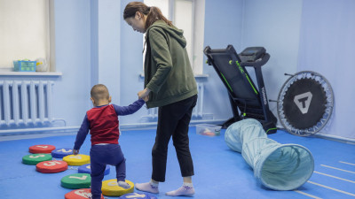 Атырауда мүмкіндігі шектеулі балаларға арналған мекемеде бірде-бір қамқоршы болмаған