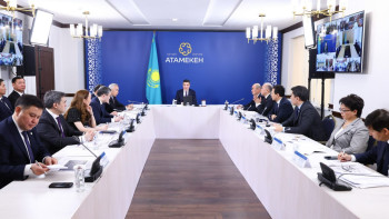 Фотография к новости: Олжас Бектенов: Жаңа Конституция ұзақмерзімді серіктестікке жол ашады