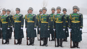 Фотография к новости: Астанада тәжік-ауған шекарасында қызмет еткен жауынгерлерді еске алды