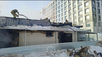 Фотография к новости: Астанада құрылыс алаңындағы контейнер өртенді