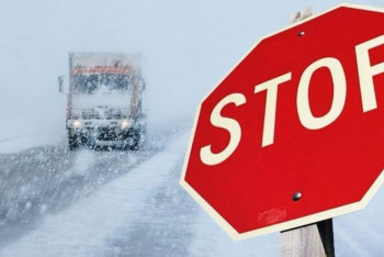 Қазақстанда жолдар жаппай жабылды: Қолайсыз ауа райы қозғалысты тежеді