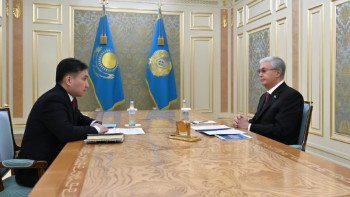 Фотография к новости: Тоқаев жаңа министрді қабылдап, нақты міндеттер жүктеді