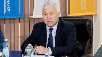 Фотография к новости: Міндетті емес, құқылы: Депутат жаңа Конституцияда саяси жүйені неғұрлым икемді етуді ұсынды