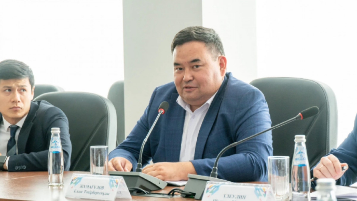  спикердің жеке мұрағатынан