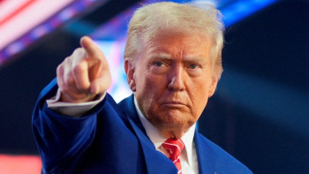 Фотография к новости: "Зардап шегесіңдер": Трамп өзіне қарсы дауыс бергендерге сес көрсетті