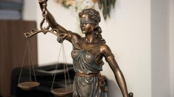 Фотография к новости: Адвокатура мәртебесі Конституцияға бөлек баппен енгізілді: Жаңа норма нені өзгертеді?