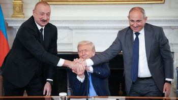 Фотография к новости: Әзербайжан мен Армения жаңа бейбіт кезеңге қадам басты