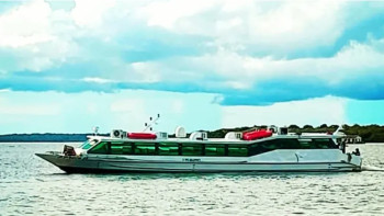 Фотография к новости: Бразилияда туристер мінген кеме суға батып, екі адам қаза тапты