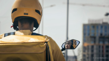 Фотография к новости: Алматыдағы курьерге қатысты дау-дамайдан кейін оның аккаунты бұғатталды