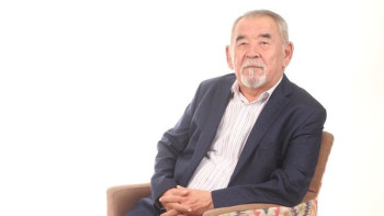 Фотография к новости: Жүрсін Ерман "Қазақстанның Халық жазушысы" атанды