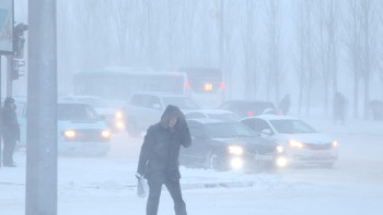 Фотография к новости: Аяз, жаңбыр мен боран: 17 облыста дауылды ескерту жарияланды