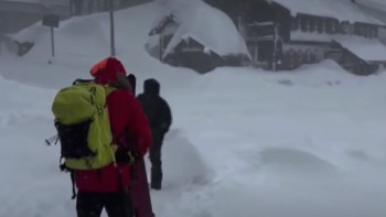 Фотография к новости: Калифорнияда қар көшкінінен сегіз шаңғышы қаза тапты