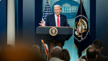 Фотография к новости: АҚШ Жоғарғы соты Трамп енгізген сауда баждарын заңсыз деп таныды