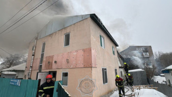 Фотография к новости: Елордада екі қабатты үйден өрт шықты