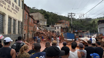 Фотография к новости: Бразилияда су тасқыны мен көшкіннен кемінде 20 адам қаза тапты