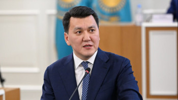 Фотография к новости: Ерлан Қарин: Жаркент мешіті мен Вознесенск шіркеуі ЮНЕСКО-ның алдын ала тізіміне енді