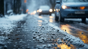 Фотография к новости: Бірнеше облыста ауа райына байланысты жол жабылды