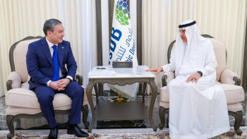 Фотография к новости: ИДБ Қазақстандағы арнайы экономикалық аймақтарды қаржыландырады