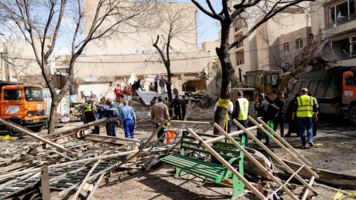  Amir Kholousi/ISNA/WANA via REUTERS