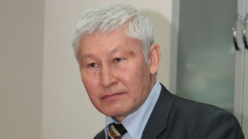 Фотография к новости: Белгілі ғалым тілге қатысты алыпқашпа әңгімелерге сенбеуге шақырды