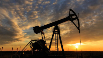 Фотография к новости: АҚШ – Иран – Израиль арасындағы геосаяси дауыл: мұнай бағасы күрт өсті