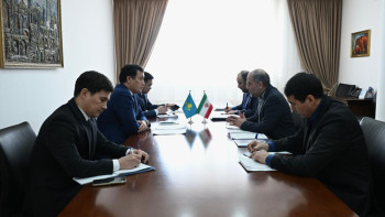 Фотография к новости: Сыртқы істер министрінің орынбасары Иран Елшісін қабылдады