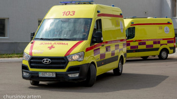 Фотография к новости: Рудныйда екі жасар қыз баланы көлік қағып кетті: бүлдіршіннің қаза болғаны расталды