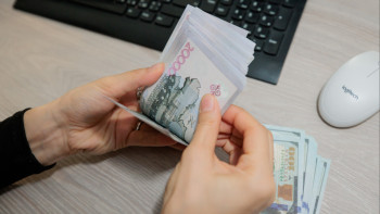 Фотография к новости: 284 млн теңге жалақы берешегі: 400-ден астам жұмыскердің айлығы төленбеген