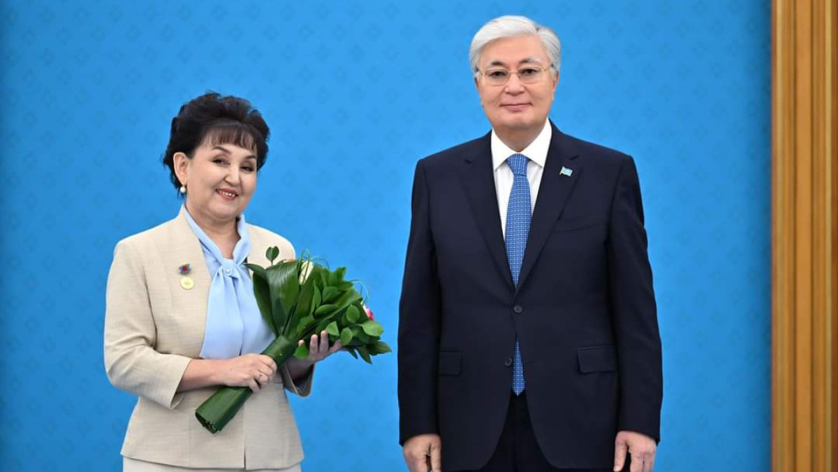  кейіпкердің жеке мұрағаты