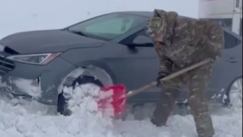 Фотография к новости: Ақтөбе облысында қар құрсауында қалған 17 адам құтқарылды