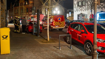 Фотография к новости: Германияда тұрғын үйге метеориттің сынықтары құлады