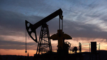 Фотография к новости: Brent мұнайы барреліне 82 долларға дейін төмендеді