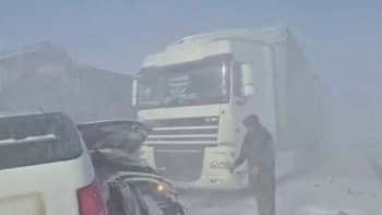 Фотография к новости: Астана – Қарағанды жолында бірнеше көлік соқтығысып, бір адам қаза тапты